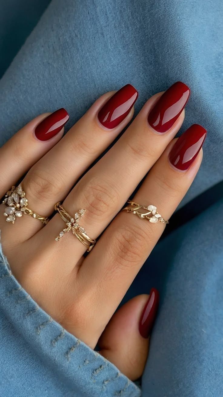 Deep red glossy square nails